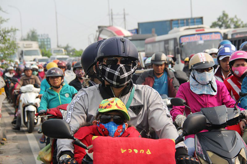 Ngày chủ nhật cuối cùng trong năm, người miền Tây ùn ùn về quê ăn Tết khiến Quốc lộ 1A kẹt cứng Ngày chủ nhật cuối cùng trong năm, người miền Tây ùn ùn về quê ăn Tết khiến Quốc lộ 1A kẹt cứng
